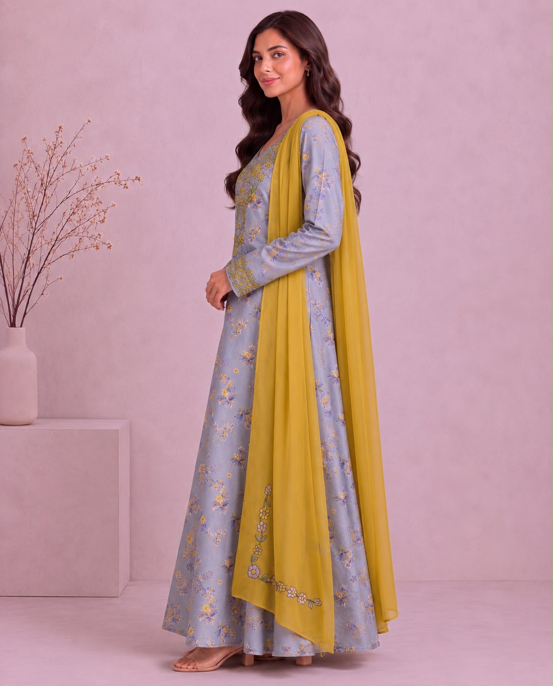 Yasmeen Al Khaleej Mukhawar With Shela - Silver Grey – B 4