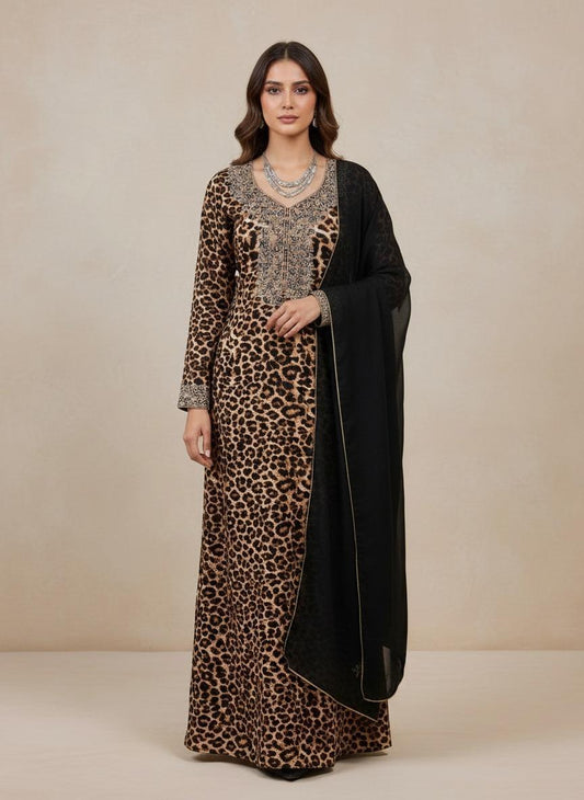 Luxury Leopard Print Embellished Mukhawar with Contrasting black Shaila - (A7)