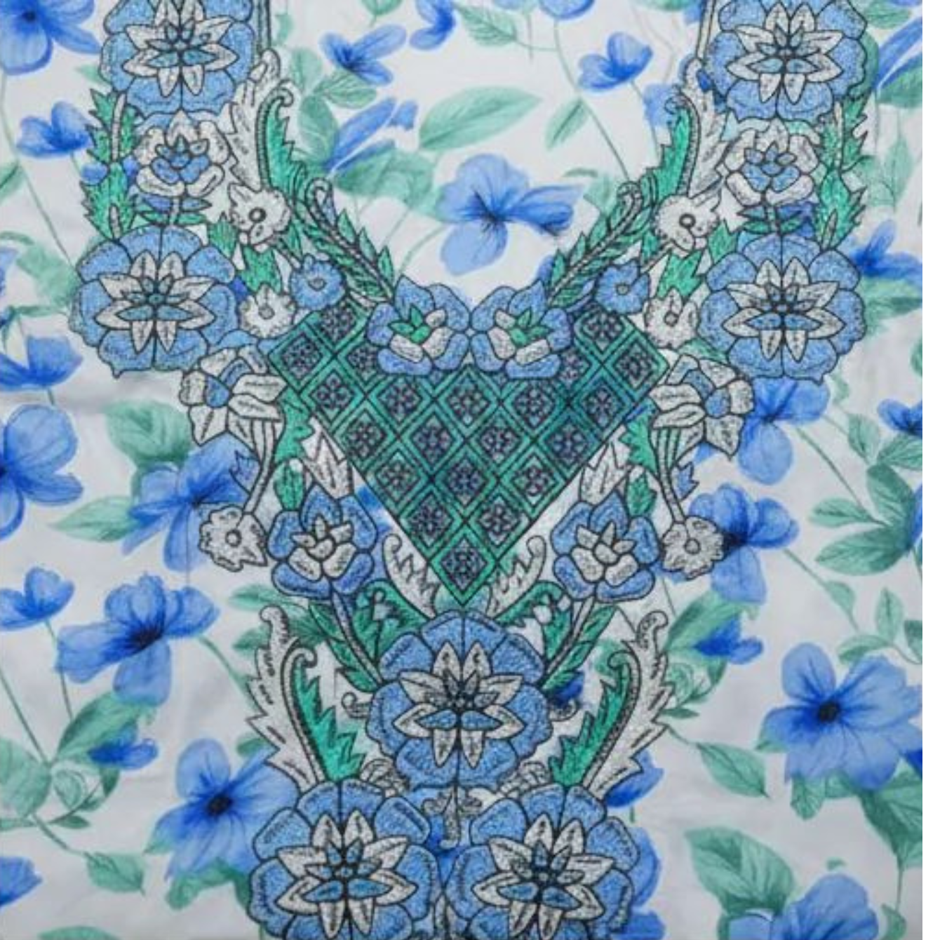 Elegant Floral Embroidered Mukhawar - Blue & White